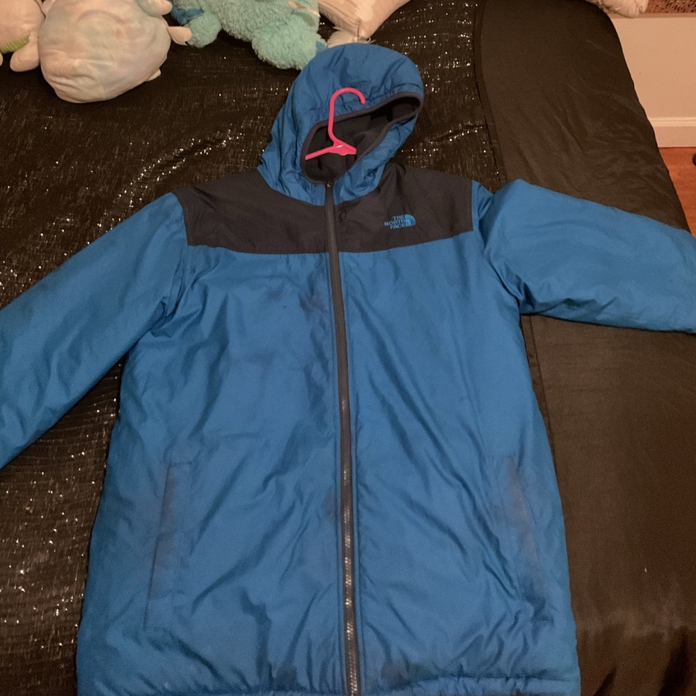 The North Face Men's Blue and Black Puffer Jacket